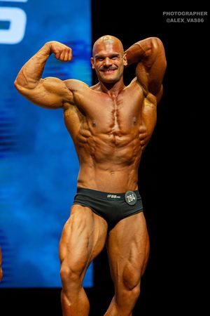 СLASSIC PHYSIQUE НОВИЧКИ